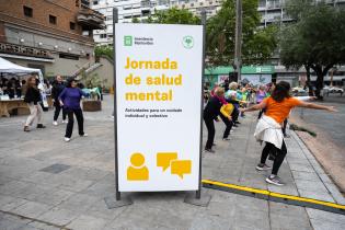 Jornada de salud mental en la explanada de la Intendencia de Montevideo Jornada de salud mental en la explanada de la Intendencia de Montevideo,