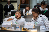 Sesión del Consejo de Niñas y Niños en la Junta Departamental de Montevideo