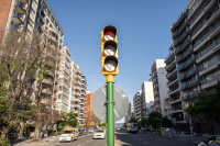  Nuevo semáforo en Bvar España y Pedro Fco. Berro