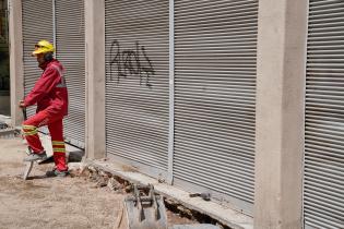 Avance de obras en calle Colon entre Reconquista y Sarandi , 31 de octubre de 2023