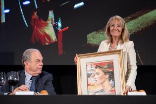 Disertación de la intendenta Carolina Cosse ante la Asociación de Dirigentes de Marketing del Uruguay Disertación de la intendenta Carolina Cosse ante la Asociación de Dirigentes de Marketing del Uruguay,