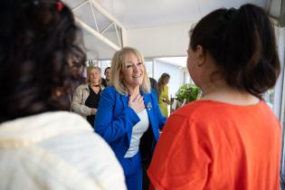 Visita de la intendenta Carolina Cosse al Centro De Rehabilitación de Adicciones Crea Vida