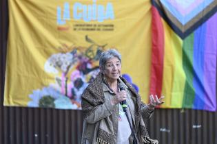 Actividad del laboratorio de activación de la economía del cuidado, La Cuida, en plaza de las Pioneras