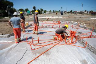 Primer taller de construcción del programa Convive