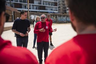 Inicio de temporada de guardavidas en la playa Pocitos