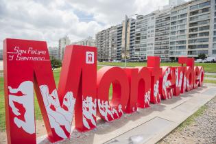 Intervención en Letras de Montevideo por la carrera de San Felipe y Santiago Intervención en Letras de Montevideo por la carrera de San Felipe y Santiago