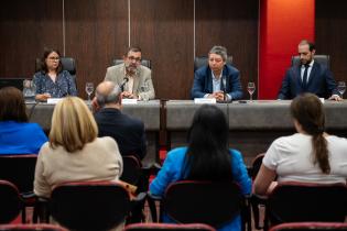 Firma de convenio con la FHCE : Plan Departamental de Turismo con perspectiva de desarrollo local Firma de convenio con la FHCE : Plan Departamental de Turismo con perspectiva de desarrollo local