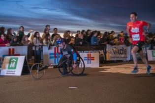 Llegada de ganadoras y ganadores de la carrera San Felipe y Santiago