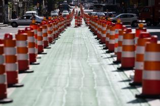 Avance de obras en ciclovía de Avda. 18 de Julio Avance de obras en ciclovía de Avda. 18 de Julio