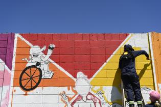 Mural por los 300 años de Montevideo en Cedel Casavalle