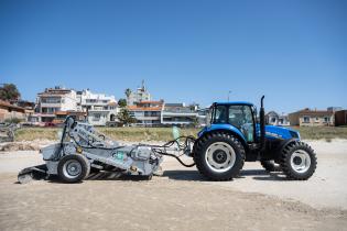 Tareas de limpieza en Playa Verde