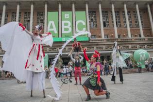 Entrega de sello Montevideo Más Verde a instituciones Entrega de sello Montevideo Más Verde a instituciones