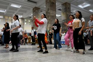 Festivo, festival inclusivo, en el atrio de la Intendencia de Montevideo