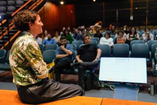 Ciudad y cuidados: intercambio con la arquitecta Izaskun Chinchilla Ciudad y cuidados: intercambio con la arquitecta Izaskun Chinchilla , 06 de Diciembre de 2023