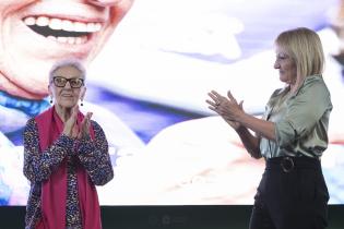 Declaración de Ciudadana Ilustre de Montevideo a Chela Fontora Declaración de Ciudadana Ilustre de Montevideo a Chela Fontora