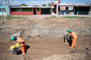 Avance de obras en Av. Don Pedro de Mendoza entre Teniente Rinaldi y Camino Capitán Tula