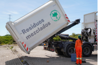 Recolección de residuos mezclados en la planta de clasificación 5 Bis de la usina de Felipe Cardoso