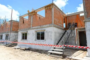 Intendenta Carolina Cosse recorre obras del proyecto de relocalización del asentamiento Santa María Eugenia Intendenta Carolina Cosse recorre obras del proyecto de relocalización del asentamiento Santa María Eugenia ,11 de diciembre de 2023