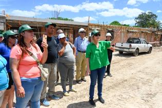 Intendenta Carolina Cosse recorre obras del proyecto de relocalización del asentamiento Santa María Eugenia ,11 de diciembre de 2023