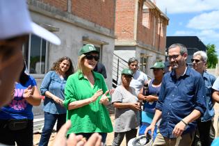 Intendenta Carolina Cosse recorre obras del proyecto de relocalización del asentamiento Santa María Eugenia Intendenta Carolina Cosse recorre obras del proyecto de relocalización del asentamiento Santa María Eugenia ,11 de diciembre de 2023