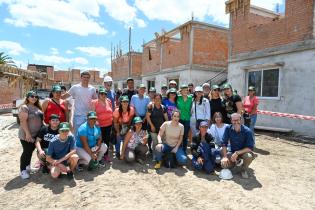 Intendenta Carolina Cosse recorre obras del proyecto de relocalización del asentamiento Santa María Eugenia ,11 de diciembre de 2023