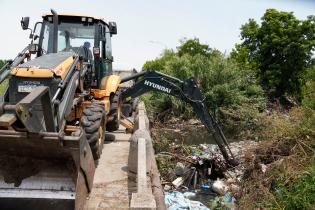 Trabajos de desobstrucción en el arroyo Pantanoso. Trabajos de desobstrucción en el arroyo Pantanoso, 14 de diciembre de 2023