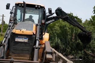 Trabajos de desobstrucción en el arroyo Pantanoso. Trabajos de desobstrucción en el arroyo Pantanoso, 14 de diciembre de 2023