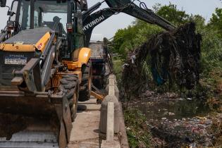 Trabajos de desobstrucción en el arroyo Pantanoso. Trabajos de desobstrucción en el arroyo Pantanoso, 14 de diciembre de 2023