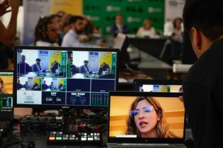 Coloquio : El papel de las ciudades en la respuesta al racismo en América Latina y el Caribe: construcción de la agenda 2024 de la Coalición LAC . TEXTO ALTERNATIVO