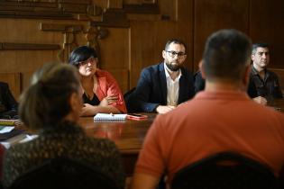 Reunión de la Comisión de Seguridad de Prosecretaría y la División de Salud con Adeom y referentes de Casavalle Reunión de la Comisión de Seguridad de Prosecretaría y la División de Salud con Adeom y referentes de Casavalle