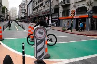 Ciclovía en Av. 18 de Julio y Carlos Quijano. Ciclovía en Av. 18 de Julio y Carlos Quijano , 19 de diciembre de 2023