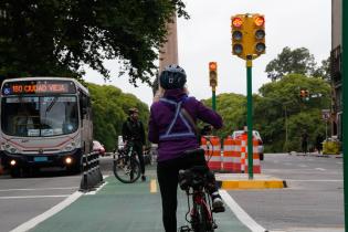 Ciclovía en Dr. Mario Cassinoni y Av. 18 de Julio 