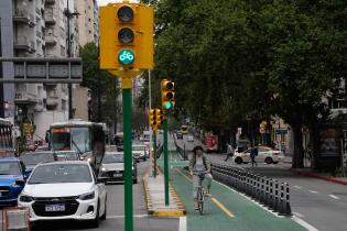 Ciclovía en Dr. Mario Cassinoni y Av. 18 de Julio Ciclovía en Dr. Mario Cassinoni y Av. 18 de Julio