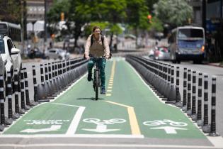 Ciclovía en 18 de Julio Ciclovía en 18 de Julio