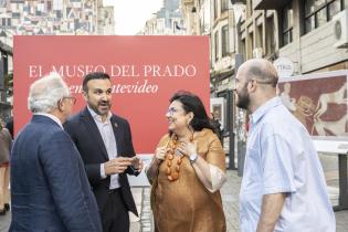 Muestra «El prado en las calles» en la peatonal Sarandí 