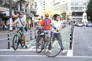 Inauguración de la ciclovía de Av. 18 de julio