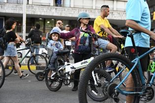 Inauguración de la ciclovía de Av. 18 de julio Inauguración de la ciclovía de Av. 18 de julio
