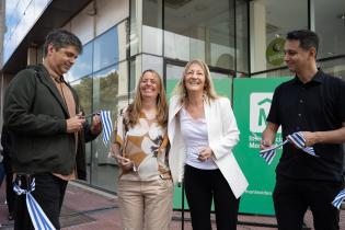 Intendenta Carolina Cosse participa de la inauguración de la semipeatonalización de la calle Rincón entre plaza Zabala y Juncal Intendenta Carolina Cosse participa de la inauguración de la semipeatonalización de la calle Rincón entre plaza Zabala y Juncal