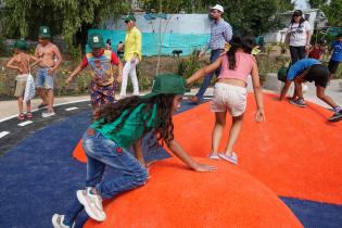 Inauguración de espacio público en el barrio Los milagros