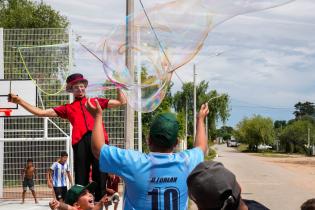 Inauguración de espacio público en el barrio Los milagros