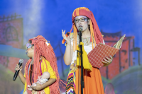Encuentro de Carnaval de las Promesas en el teatro de Verano