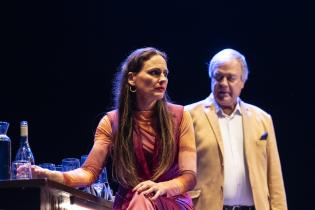 Todo bien mientras nos muramos por orden de ascendencia en el festival Montevideo de las Artes Todo bien mientras nos muramos por orden de ascendencia en el festival Montevideo de las Artes