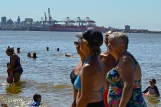 Actividades en playa del Cerro por el programa Monteverano ,  09 de enero de 2024