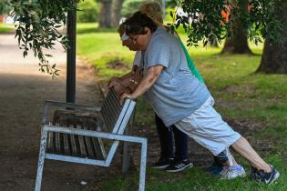 Actividades en el parque Batlle para personas en situación de discapacidad por el programa Monteverano Actividades en el parque Batlle para personas en situación de discapacidad por el programa Monteverano
Titulo, 11 de enero de 2024