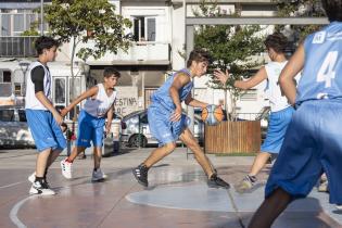 Torneo Jr. NBA en la plaza de Deportes Nº 1