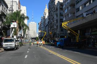 Instalación de luminarias en la Av. 18 de Julio, 17 de enero de 2024 Instalación de luminarias en la Av. 18 de Julio