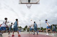 Torneo Jr. NBA en la plaza Alba Roballo