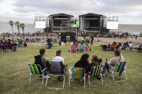 Fiesta inaugural por los 300 años de Montevideo en playa del Cerro