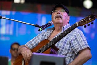 Prueba de sonido de Larbanois & Carrero y Numa Moraes en el Escenario del Gaucho