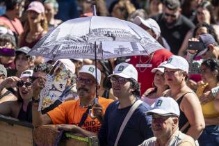 Festejos en el escenario de el Gaucho por los 300 años de Montevideo